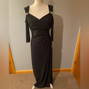 R&M Richards cold shoulder v-neck gown
